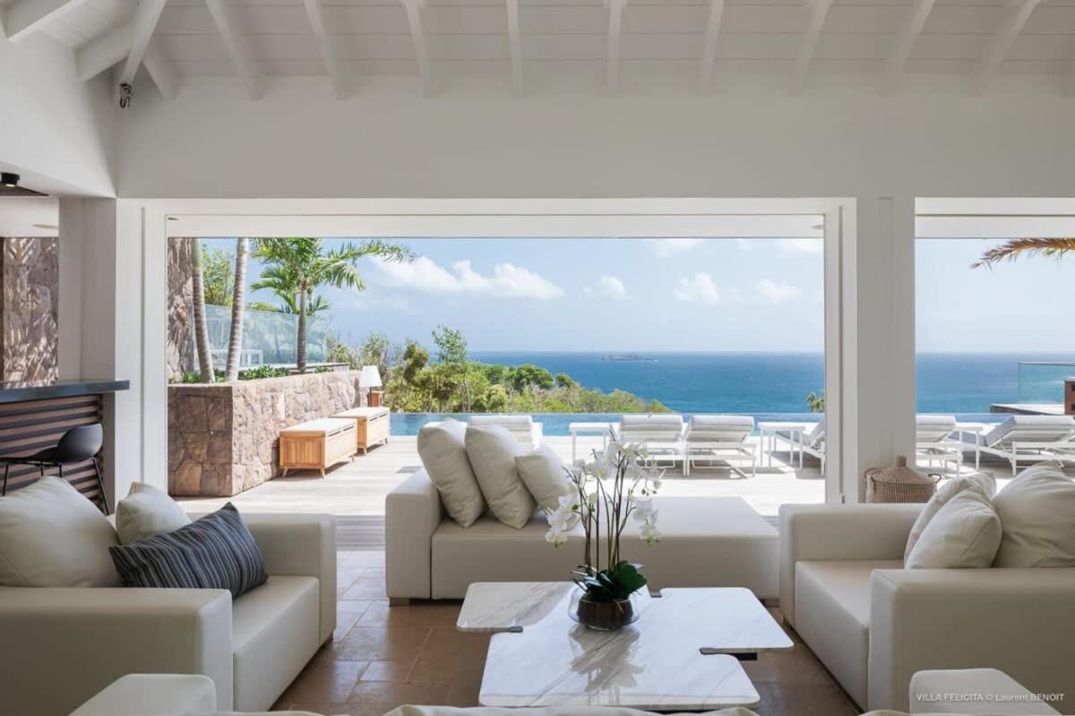 On A Hill Side Villa With Superb Amenities St. Barthelemy Extérieur photo