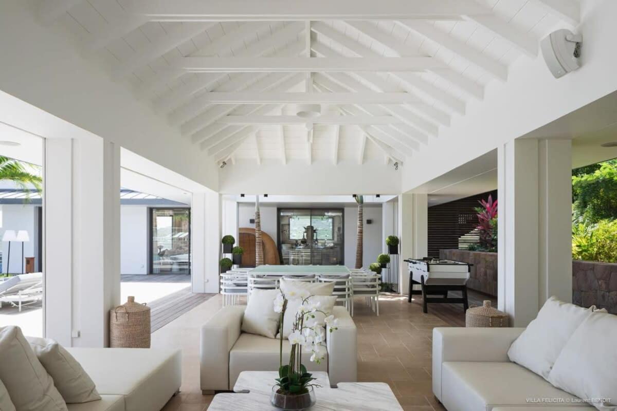 On A Hill Side Villa With Superb Amenities St. Barthelemy Extérieur photo