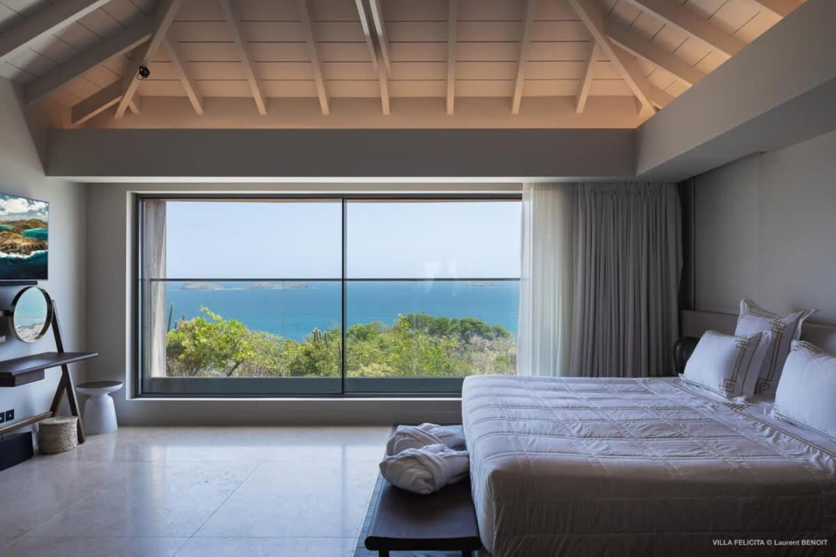 On A Hill Side Villa With Superb Amenities St. Barthelemy Extérieur photo