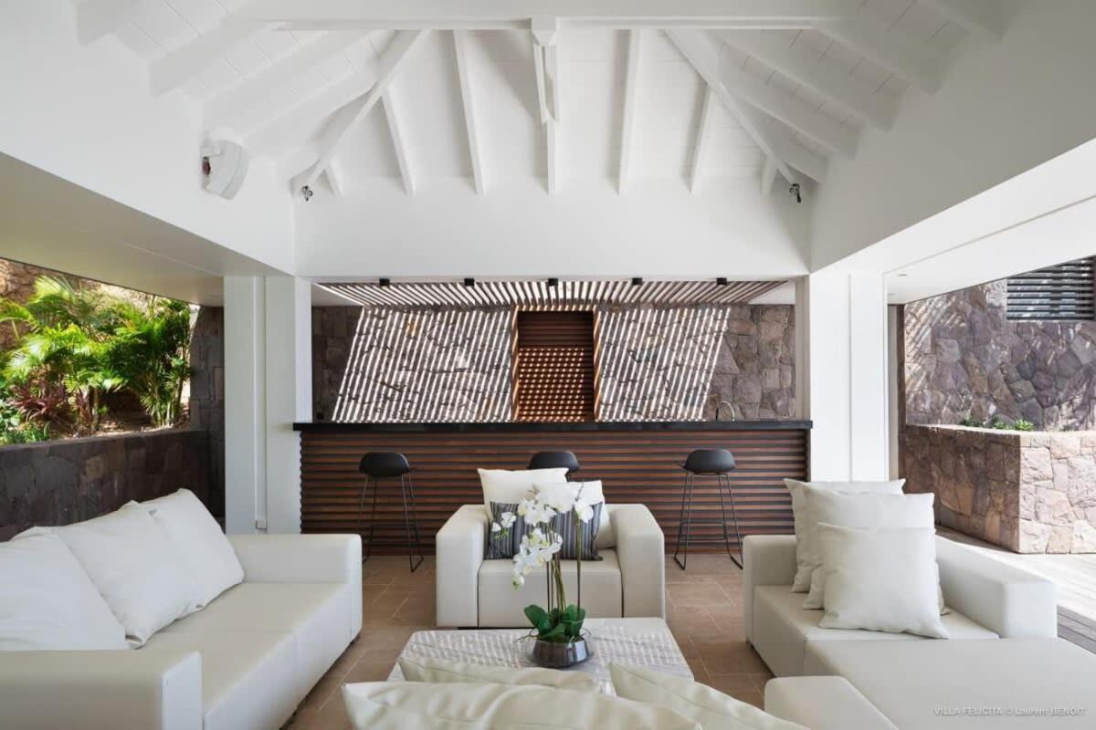 On A Hill Side Villa With Superb Amenities St. Barthelemy Extérieur photo