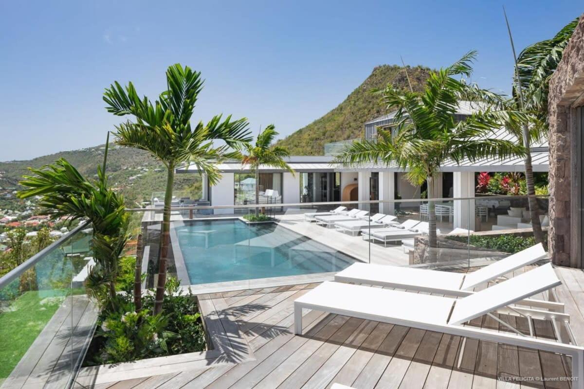 On A Hill Side Villa With Superb Amenities St. Barthelemy Extérieur photo
